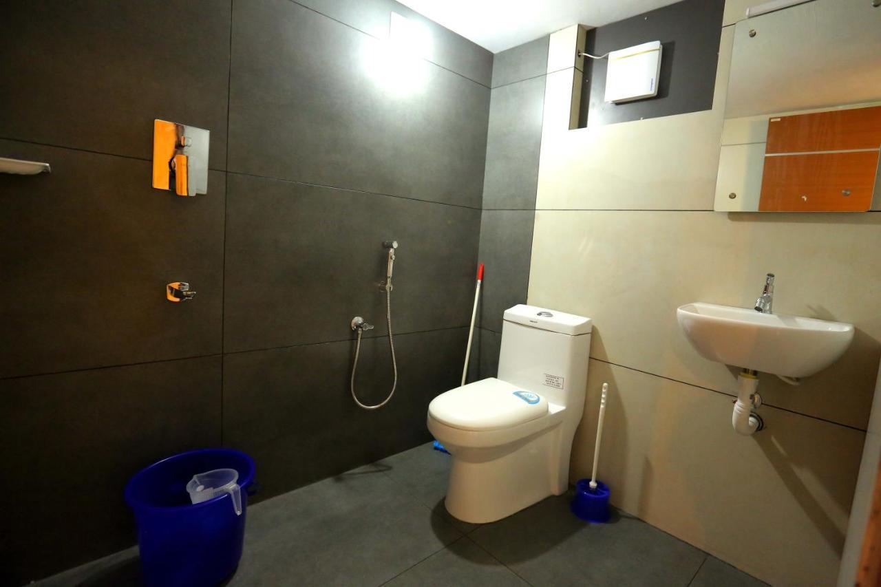 Kira Palace Residency Hotel Ernakulam Eksteriør billede