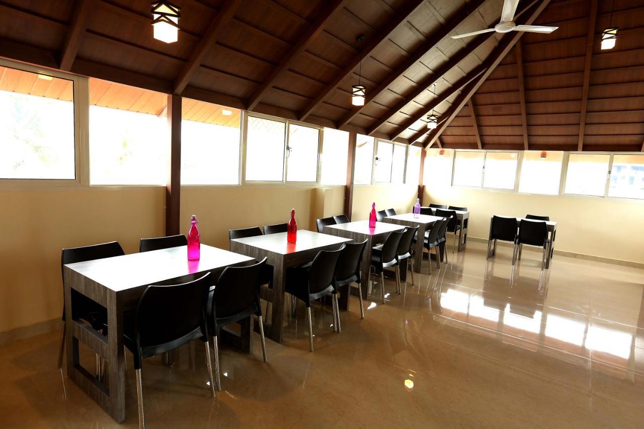 Kira Palace Residency Hotel Ernakulam Eksteriør billede