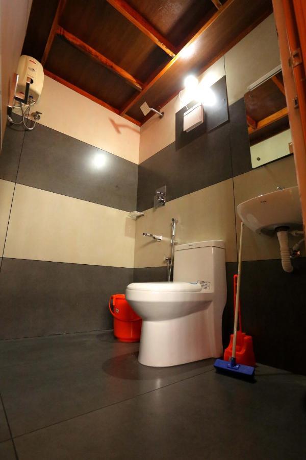 Kira Palace Residency Hotel Ernakulam Eksteriør billede