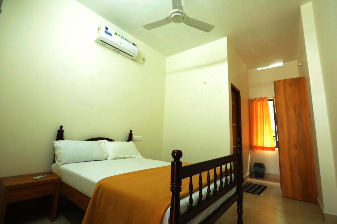 Kira Palace Residency Hotel Ernakulam Eksteriør billede