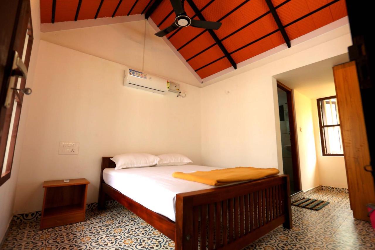 Kira Palace Residency Hotel Ernakulam Eksteriør billede
