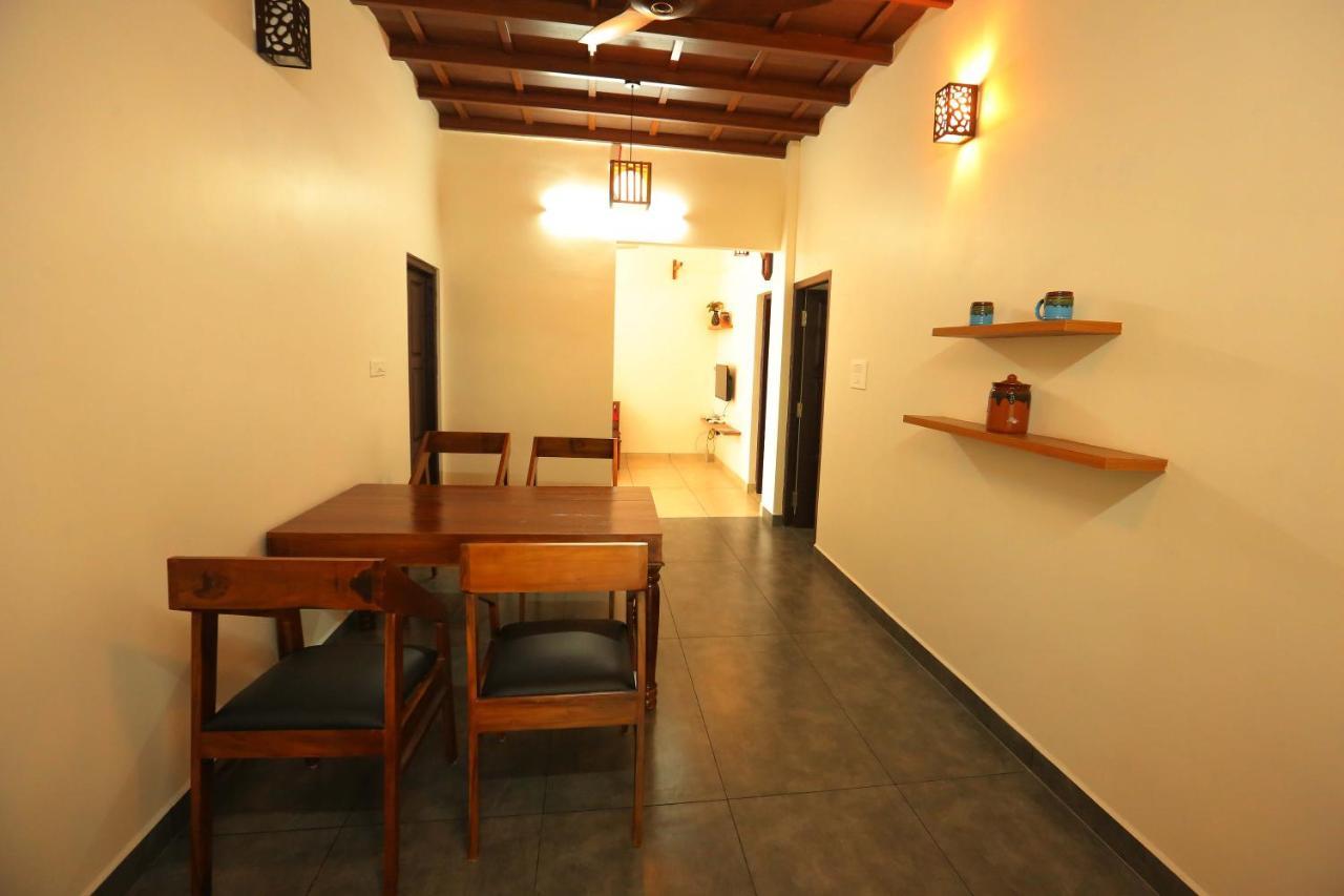 Kira Palace Residency Hotel Ernakulam Eksteriør billede