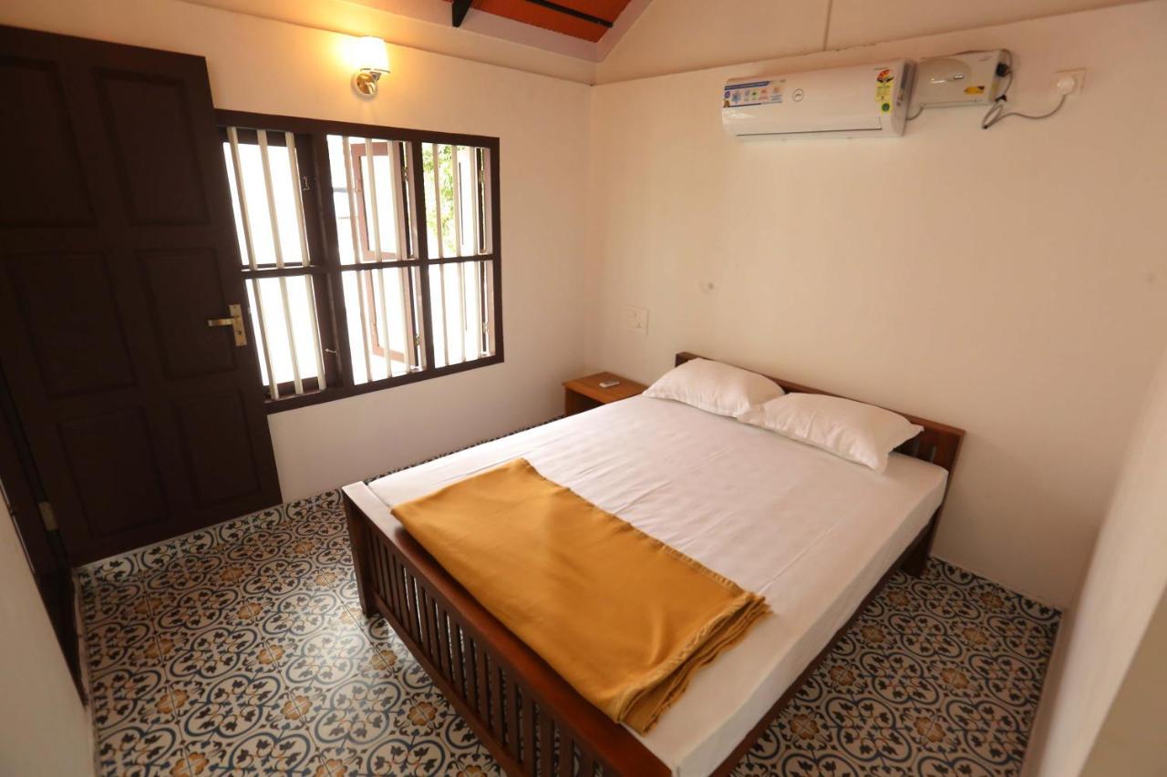 Kira Palace Residency Hotel Ernakulam Eksteriør billede